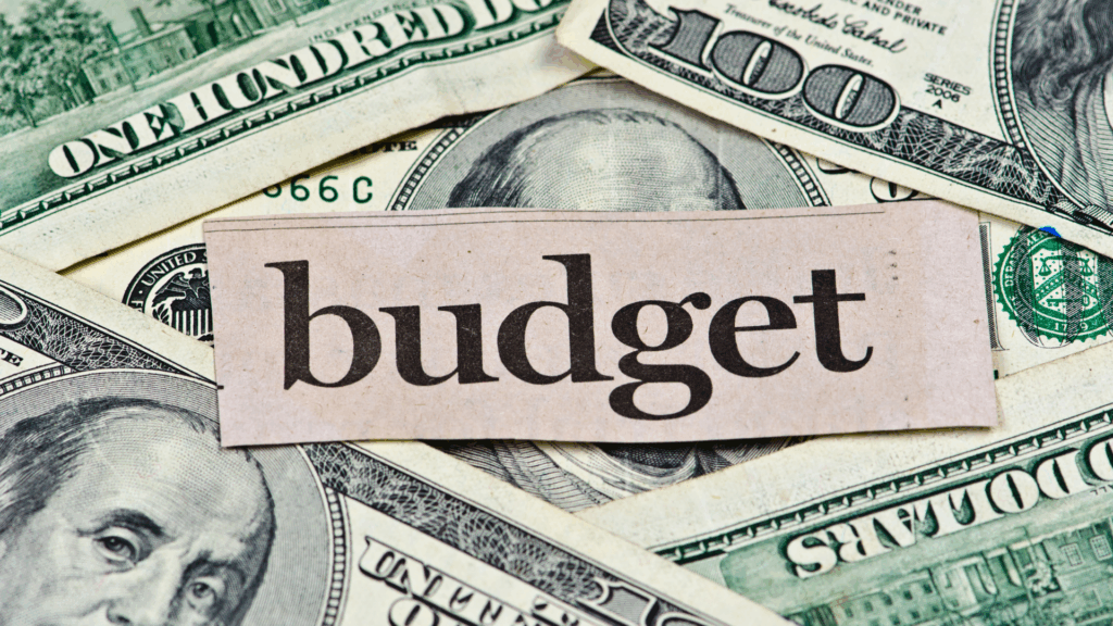 Planning for Year-End 2024 Budgets: 6 Reasons How Equipment Purchases Can Benefit Your Business